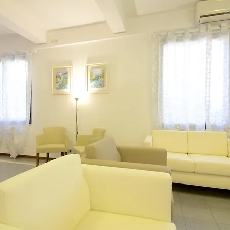 Serenella 3*